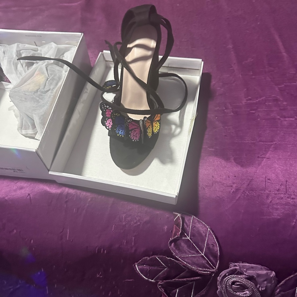 Sleek Black Heels for Timeless Elegance